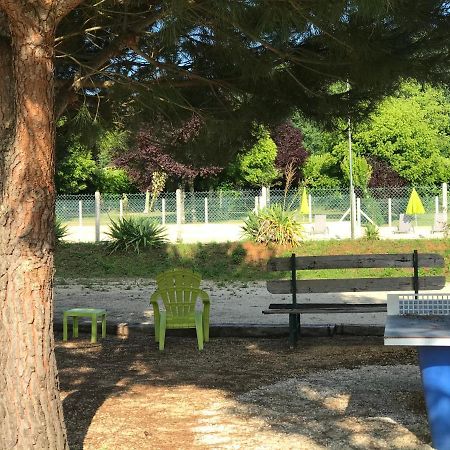 فندق Camping Le Mondou Saint-Julien-de-Lampon المظهر الخارجي الصورة