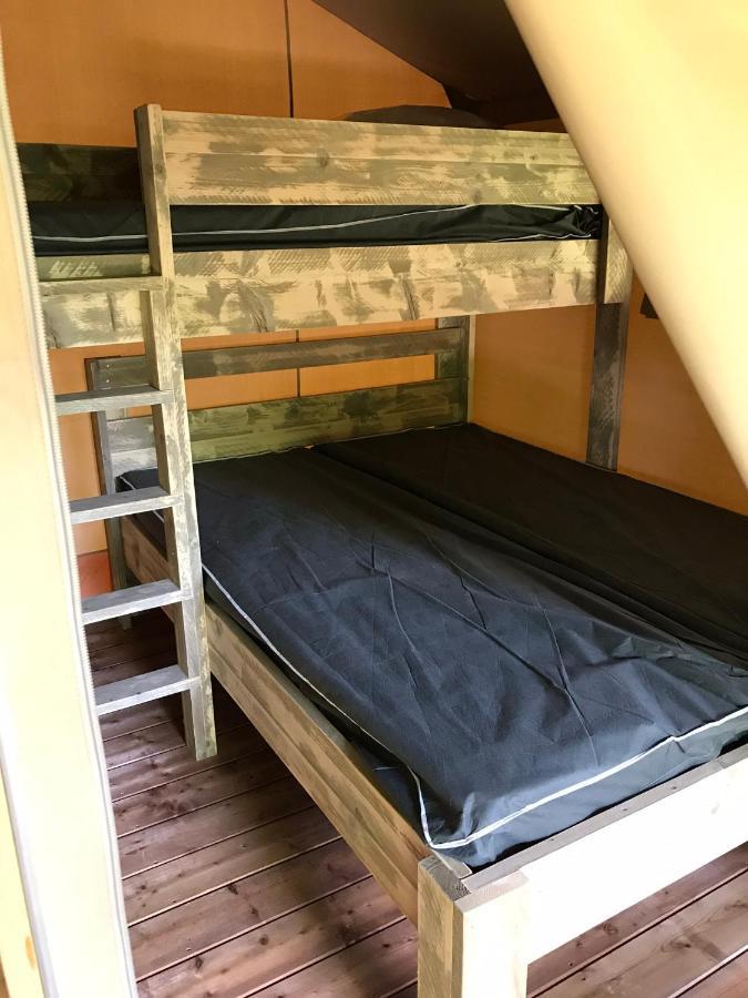 فندق Camping Le Mondou Saint-Julien-de-Lampon المظهر الخارجي الصورة