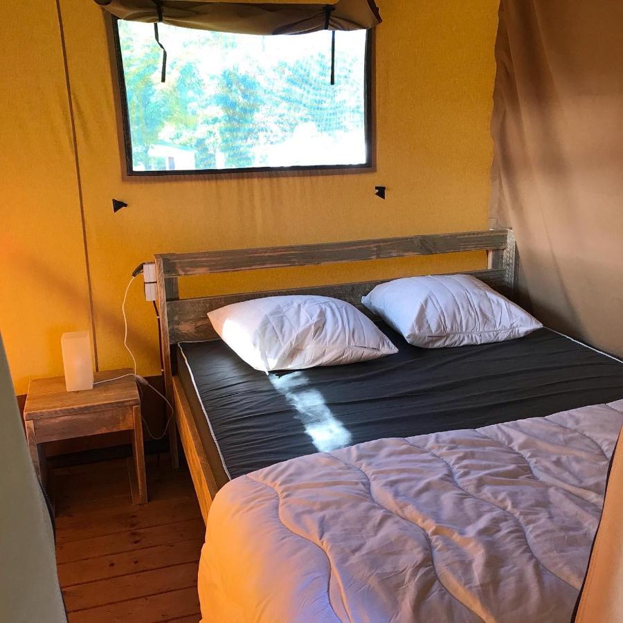 Camping Le Mondou Saint-Julien-de-Lampon المظهر الخارجي الصورة